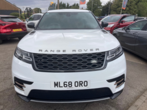 2018 Land Rover Range Rover Velar 2.0 D180 R-Dynamic Hse SUV 5dr Diesel Auto 4WD Euro 6 (s/s) (180 Ps) in White — image 2