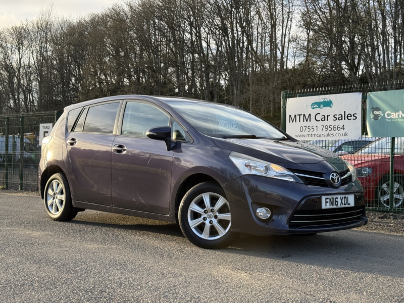 2016 Toyota Verso 1.6 V-Matic Icon in Blue — image 1