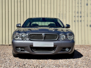 2008 Jaguar Xj 2.7 Tdvi Sovereign 4dr in Grey — image 2