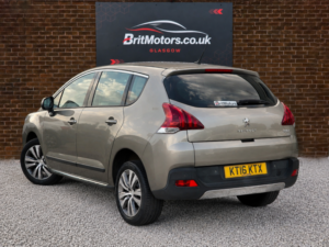 2016 Peugeot 3008 1.6 Hdi Active in Grey — image 6