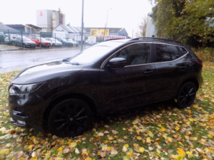 2020 Nissan Qashqai 1.3 Dig-T N-Tec Euro 6 (s/s) 5dr in Black — image 6