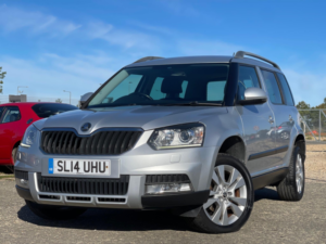 2014 Skoda Yeti 2.0 Tdi Elegance Outdoor Euro 5 5dr in Silver — image 3