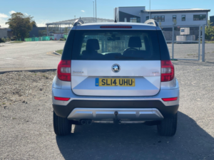 2014 Skoda Yeti 2.0 Tdi Elegance Outdoor Euro 5 5dr in Silver — image 5