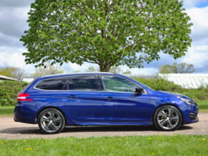 2016 Peugeot 308 Sw 1.2 Puretech Gt Line Eat Euro 6 (s/s) 5dr in Blue — image 3