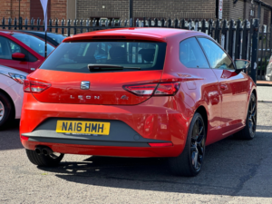 2016 SEAT Leon 1.4 Ecotsi Fr in Red — image 4