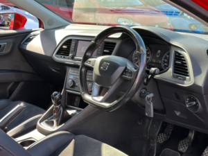 2016 SEAT Leon 1.4 Ecotsi Fr in Red — image 5