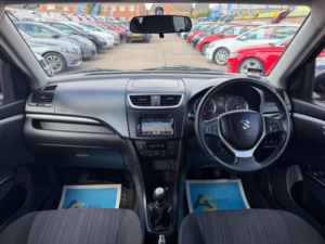 2015 Suzuki Swift 1.2 Dualjet Sz4 Allgrip Euro 6 (s/s) 5dr in Red — image 2