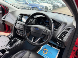 2017 Ford Focus 1.5 Tdci Titanium Euro 6 (s/s) 5dr in Red — image 3
