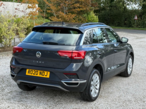 2020 Volkswagen T-Roc 1.5 Tsi Evo Se in Grey — image 3
