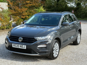 2020 Volkswagen T-Roc 1.5 Tsi Evo Se in Grey — image 4