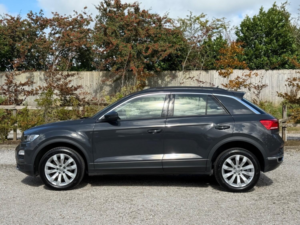 2020 Volkswagen T-Roc 1.5 Tsi Evo Se in Grey — image 5