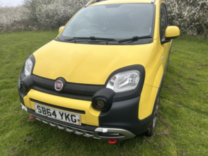 2014 Fiat Panda 0.9 Panda Cross My Twinair 90hp in Yellow — image 4