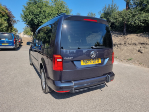 2019 Volkswagen Caddy Maxi Life 2.0 Tdi in Blue — image 5