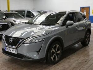 2022 Nissan Qashqai 1.3 Dig-T Mhev N-Connecta SUV 5dr Petrol Hybrid Manual Euro 6 (s/s) (158 Ps) in Grey — image 3