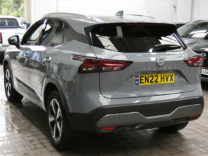 2022 Nissan Qashqai 1.3 Dig-T Mhev N-Connecta SUV 5dr Petrol Hybrid Manual Euro 6 (s/s) (158 Ps) in Grey — image 4