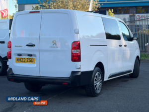 2023 Peugeot Expert 2.0 Expert Crew Long Professional Premium+ Bluehdi 145 6-Speed Manual Non S/s in White — image 4