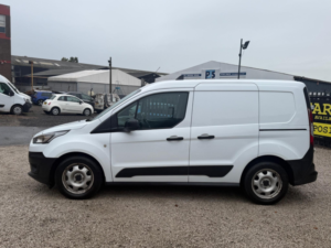 2021 Ford Transit Connect 1.5 200 Ecoblue Leader L1 Euro 6 (s/s) 5dr in White — image 4