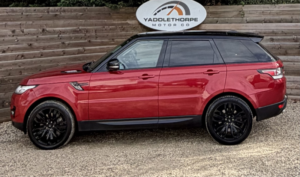 2015 Land Rover Range Rover Sport 3 Litre Diesel in Red — image 4