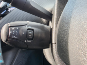 2015 Peugeot 2008 1.2 Puretech Urban Cross SUV 5dr Petrol Manual Euro 6 (s/s) (110 Ps) in Green — image 6