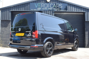 2023 Volkswagen Transporter 2.0 Tdi T30 Highline DSG Fwd Swb Euro 6 (s/s) 5dr in Black — image 6