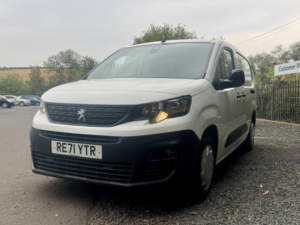 2022 Peugeot Partner 1.5 Bluehdi 850 Professional Premium in White — image 4