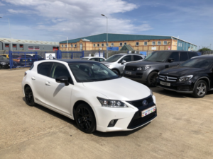 2017 Lexus Ct 1.8 200h Sport in White — image 2