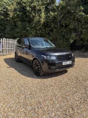 2013 Land Rover Range Rover 4.4 Sd V8 Autobiography in Grey — image 2