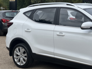 2020 MG MG Zs 1.0 T-Gdi Excite in White — image 6