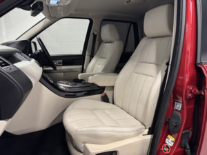 2012 Land Rover Range Rover Sport 3.0 Sd V6 Hse in Red — image 4