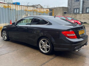 2012 Mercedes-Benz C Class 2.1 C220 Cdi Blueefficiency Amg Sport G-Tronic+ Euro 5 (s/s) 2dr in Black — image 5