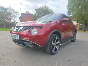 2016 Nissan Juke 1.2 Dig-T Tekna Euro 6 (s/s) 5dr in Red — image 3