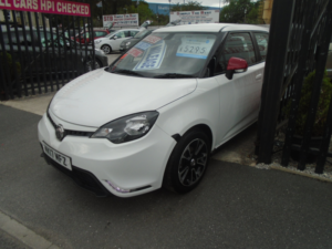 2017 MG Mg3 1.5 Vti-Tech 3style Hatchback 5dr Petrol Manual Euro 6 (s/s) (106 Ps) in White — image 3