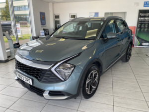 2023 Kia Sportage 1.6 T-Gdi 2 in Grey — image 2