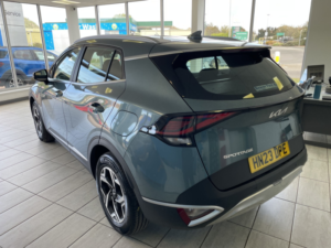 2023 Kia Sportage 1.6 T-Gdi 2 in Grey — image 4
