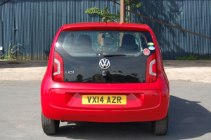2014 Volkswagen Up 1.0 Move Up! in Red — image 5