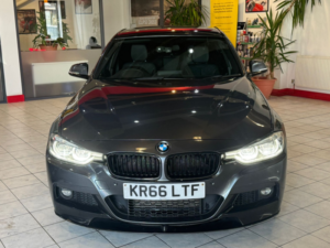 2016 BMW 3 Series 3.0 330d Xdrive M Sport Saloon in Grey — image 3