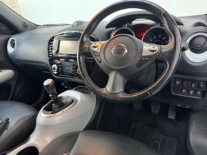 2014 Nissan Juke 1.2 Dig-T Tekna Euro 5 (s/s) 5dr Euro 5 in White — image 3