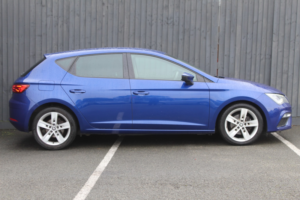 2019 SEAT Leon 1.5 Tsi Evo Fr in Blue — image 4