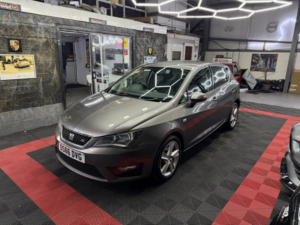 2016 SEAT Ibiza 1.2 Tsi Fr in Grey — image 3