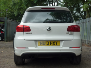 2013 Volkswagen Tiguan 2.0 Tdi Bluemotion Tech R-Line SUV 5dr Diesel Manual 4WD Euro 5 (s/s) (140 Ps) in White — image 5
