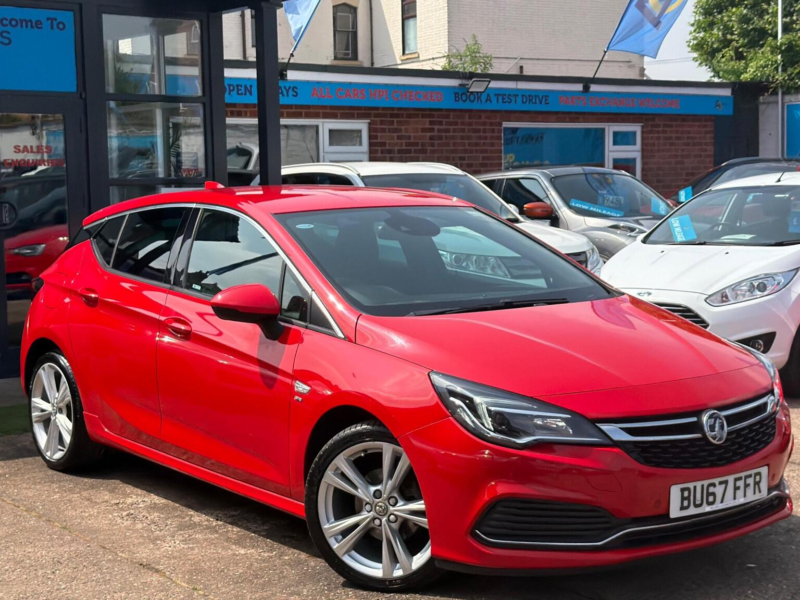 2017 Vauxhall Astra 1.4i Turbo Sri Vx Line Nav Euro 6 5dr in Red — image 1
