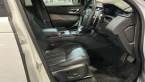2019 Land Rover Range Rover Velar R-Dynamic Se in White — image 4