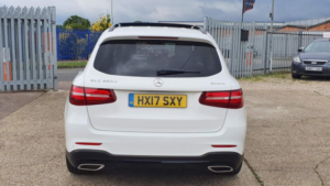 2017 Mercedes-Benz Glc 2.1 Glc250d Amg Line (premium Plus) G-Tronic 4matic Euro 6 (s/s) 5dr in White — image 5