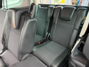 2014 Renault Grand Scenic 1.5 Dci Energy Dynamique Tomtom Euro 5 (s/s) 5dr in Bronze — image 6