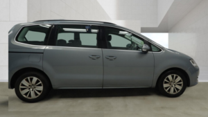 2015 Volkswagen Sharan 2.0 Tdi Bluemotion Tech Se in Grey — image 5