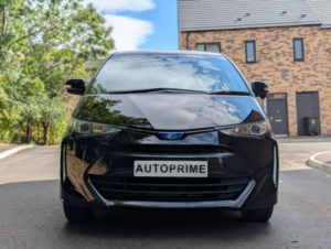 2019 Toyota Estima in Black — image 2