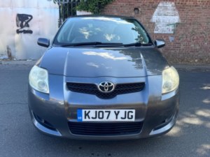 2007 Toyota Auris 1.6 Vvt-I Tr 5dr in Grey — image 2
