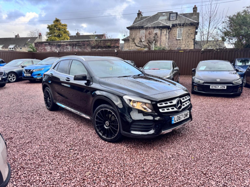 2017 Mercedes-Benz Gla 2.1 Gla200d Amg Line 7g-Dct Euro 6 (s/s) 5dr in Black — image 1