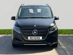 2024 Mercedes-Benz V Class 2.0 V300d Premium MPV 5dr Diesel G-Tronic+ Euro 6 (s/s) (8 Seat, Extra Long) (237 Ps) in Black — image 2