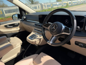 2024 Mercedes-Benz V Class 2.0 V300d Premium MPV 5dr Diesel G-Tronic+ Euro 6 (s/s) (8 Seat, Extra Long) (237 Ps) in Black — image 3